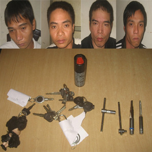 Một ổ nhóm trộm cắp, tiêu thụ xe máy bị cơ quan công an bắt giữ cùng phương tiện bị trộm cắp