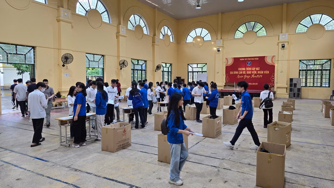Điểm thi trường THPT Phan Đình Phùng (quận Ba Đình, TP Hà Nội). Ảnh: Mạnh Thắng