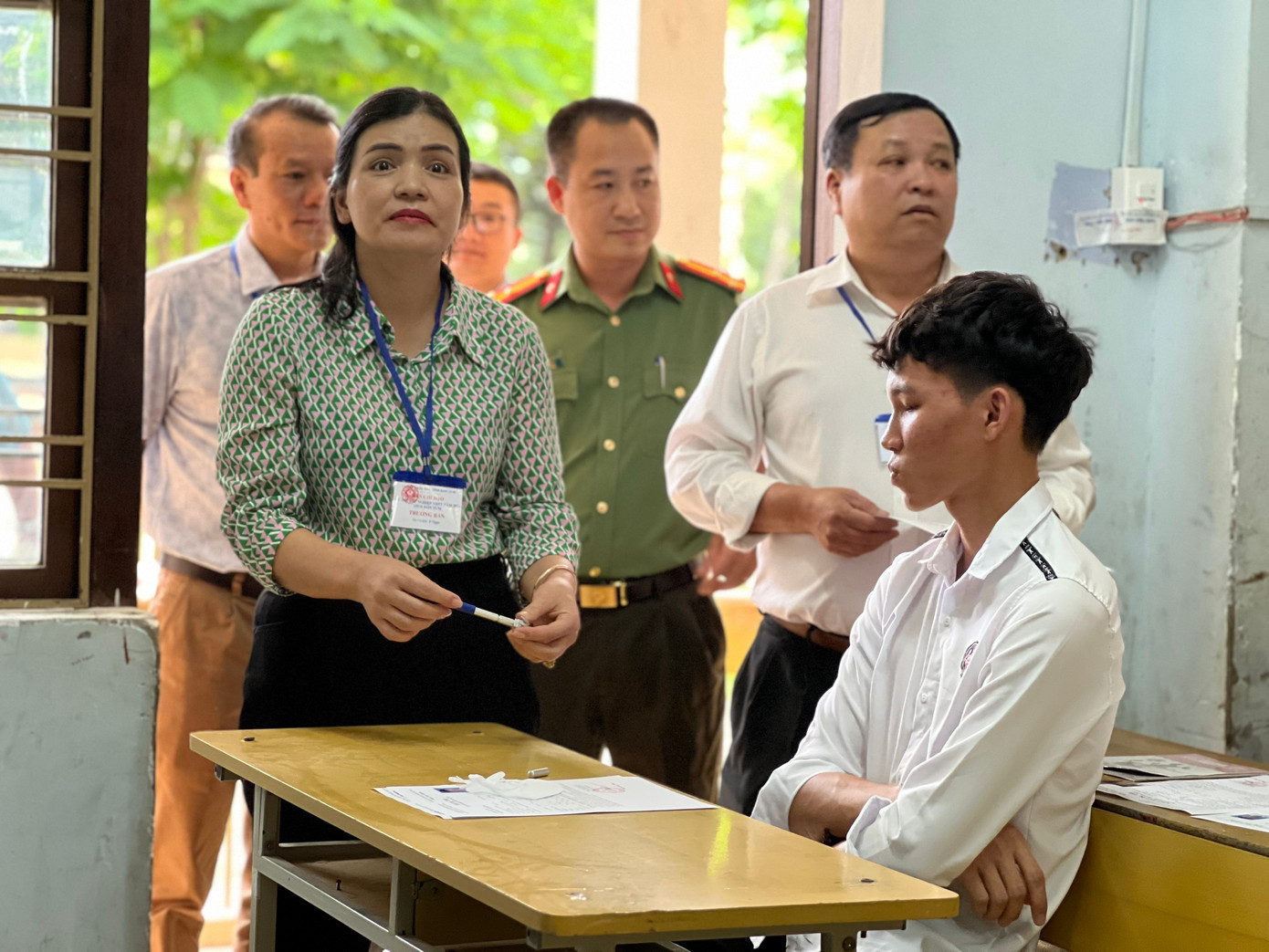 Hơn 1 triệu thí sinh làm thủ tục thi tốt nghiệp ảnh 80 Hơn 1 triệu thí sinh làm thủ tục thi tốt nghiệp ảnh 80