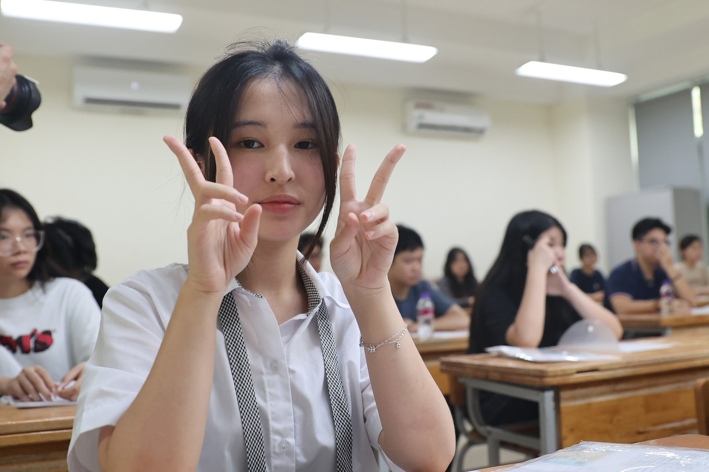 Hơn 1 triệu thí sinh làm thủ tục thi tốt nghiệp ảnh 46 Hơn 1 triệu thí sinh làm thủ tục thi tốt nghiệp ảnh 46