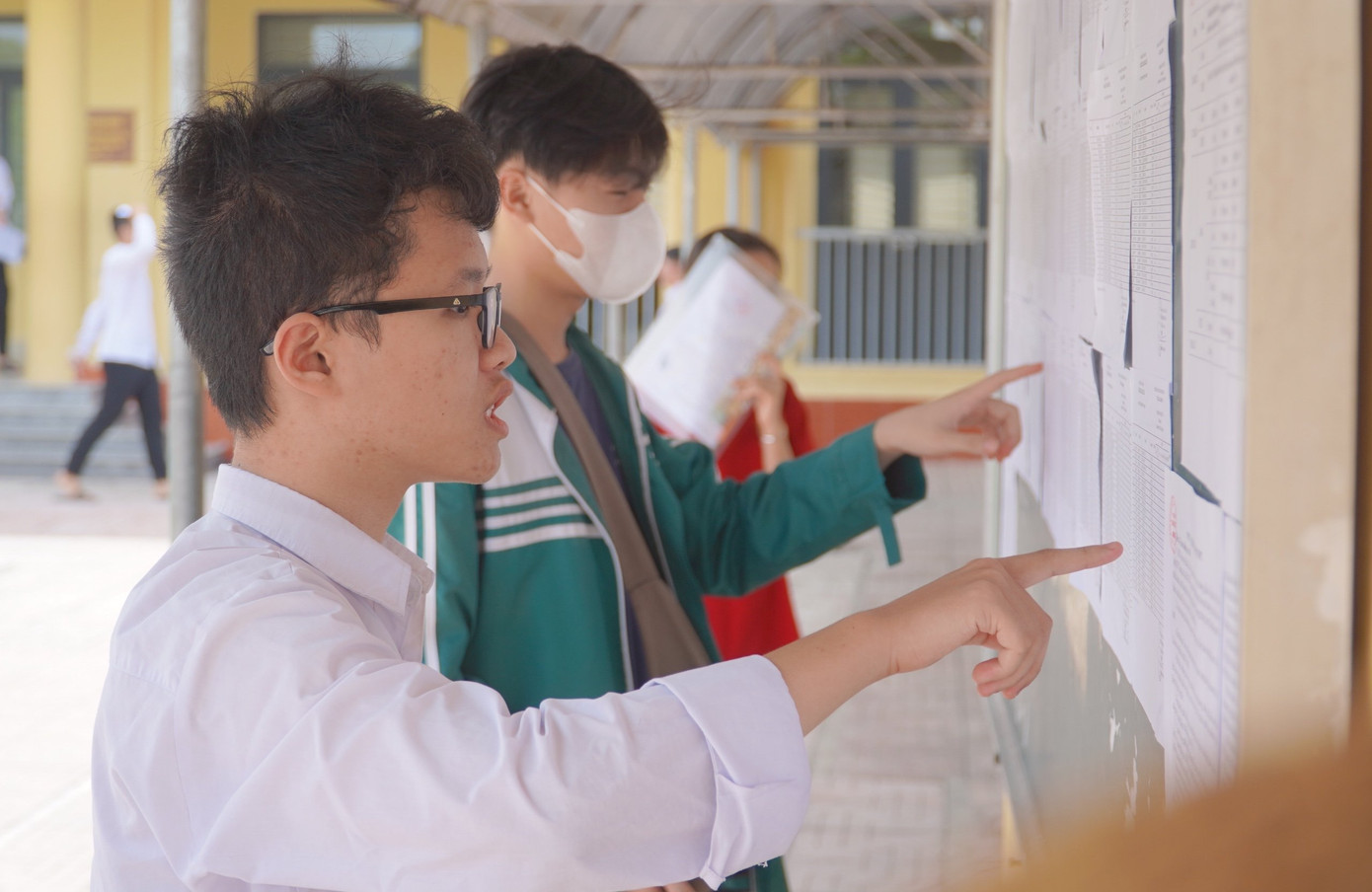 Hơn 1 triệu thí sinh làm thủ tục thi tốt nghiệp ảnh 86 Hơn 1 triệu thí sinh làm thủ tục thi tốt nghiệp ảnh 86