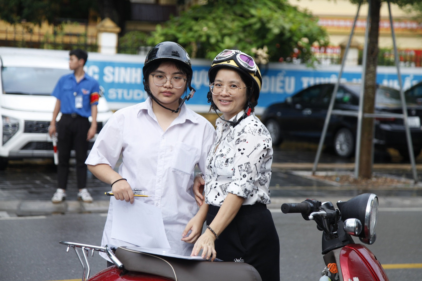 Thí sinh Bắc Giang đi thi