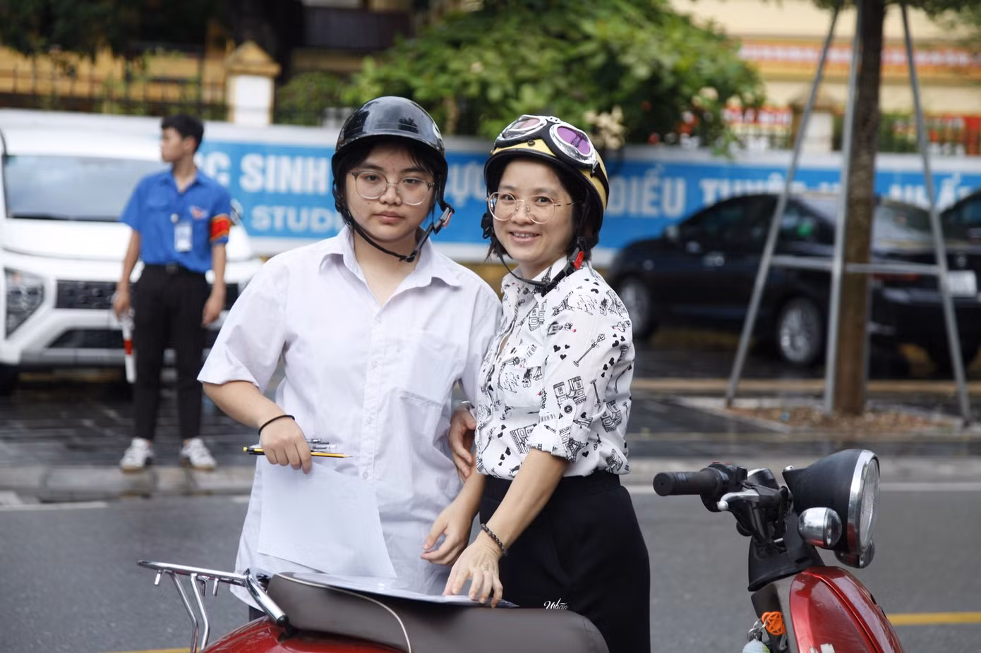 Thí sinh Bắc Giang đi thi