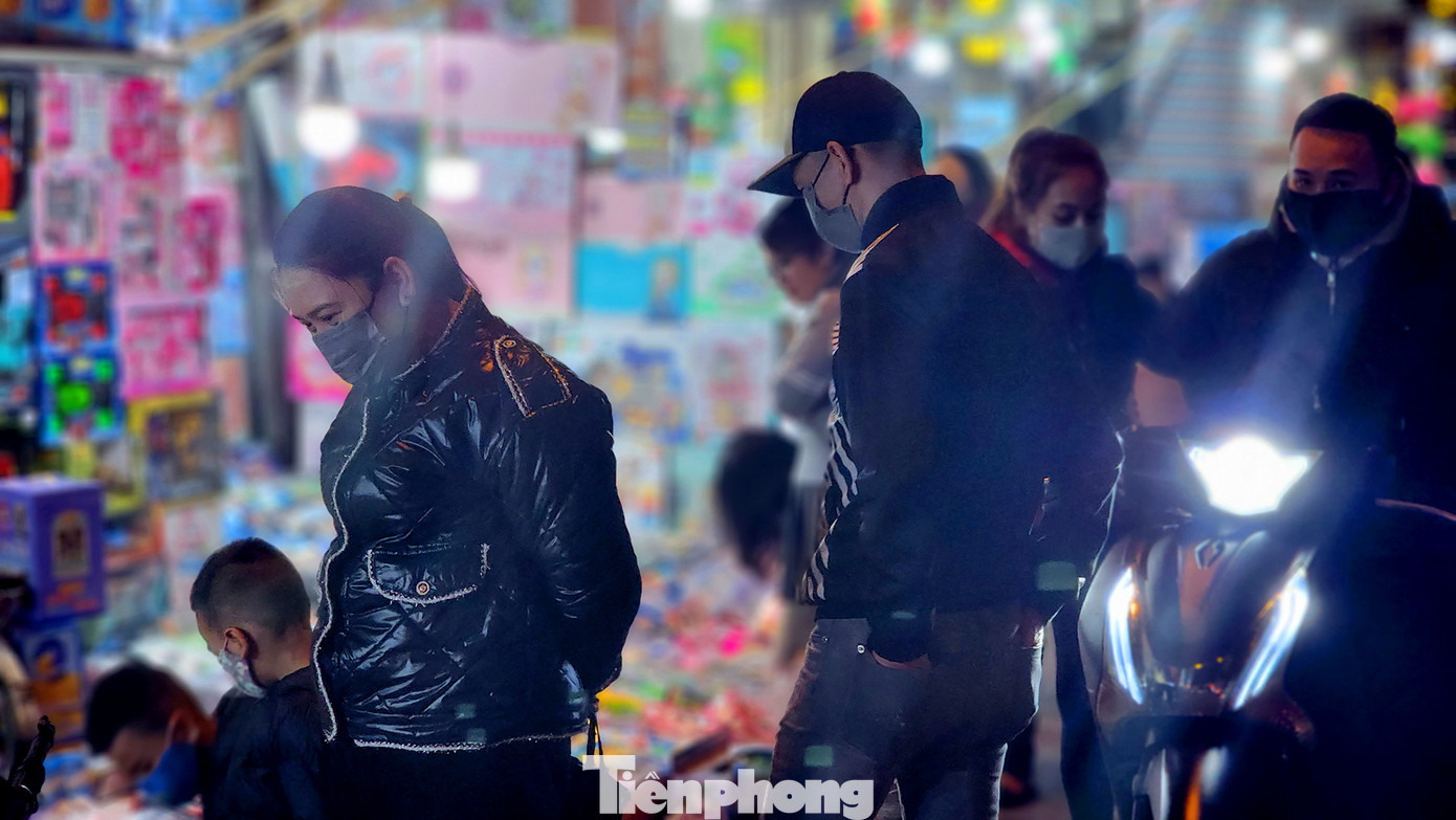 Nhiều bậc phụ huynh tham gia hỗ trợ con trẻ như một quá trình giám sát, nuông chiều nhưng trong khuôn khổ. Nhiều bậc phụ huynh tham gia hỗ trợ con trẻ như một quá trình giám sát, nuông chiều nhưng trong khuôn khổ.