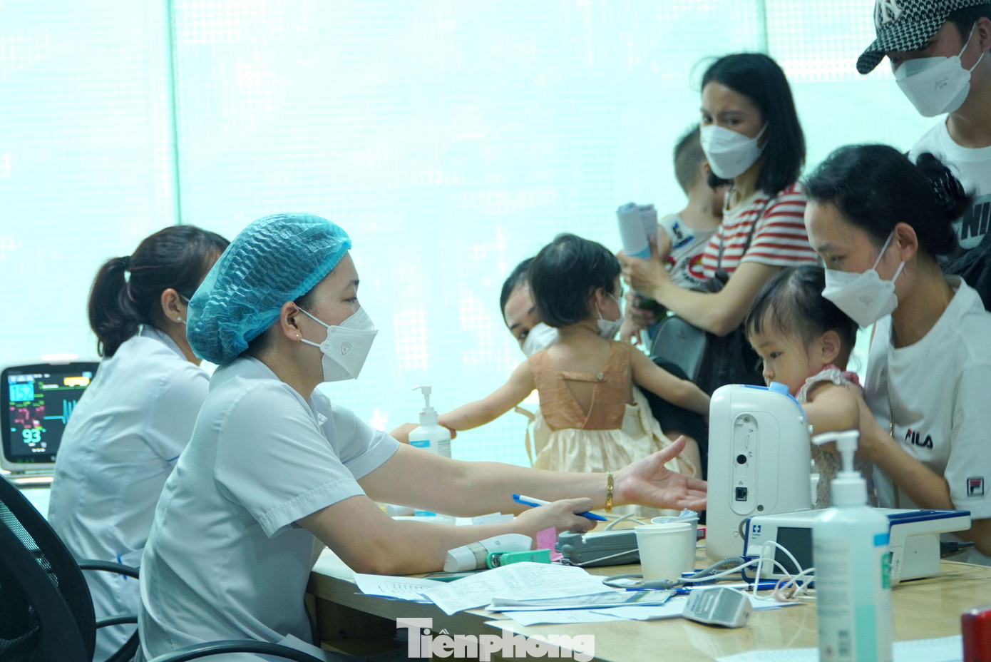 Các tuýp virus Dengue đang lưu hành trên địa bàn bàn Hà Nội đã xác định được là: DENV1 và DENV2, DENV4.