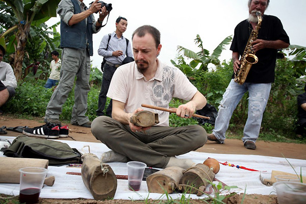 Nghệ sỹ nước ngoài cùng tham gia buổi biểu diễn