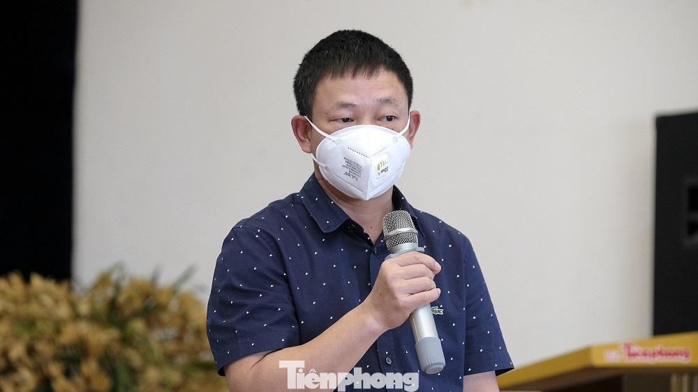 Phó Tổng biên tập báo Tiền Phong cũng thông tin thêm, vào lúc 11 giờ sáng ngày 28/8, tại báo Tiền Phong sẽ tổ chức cuộc đấu giá 12 bức tranh rất giá trị của các hoạ sĩ tên tuổi hiện nay. Toàn bộ số tiền thu được từ buổi đấu giá sẽ dùng để mua trang thiết bị y tế.