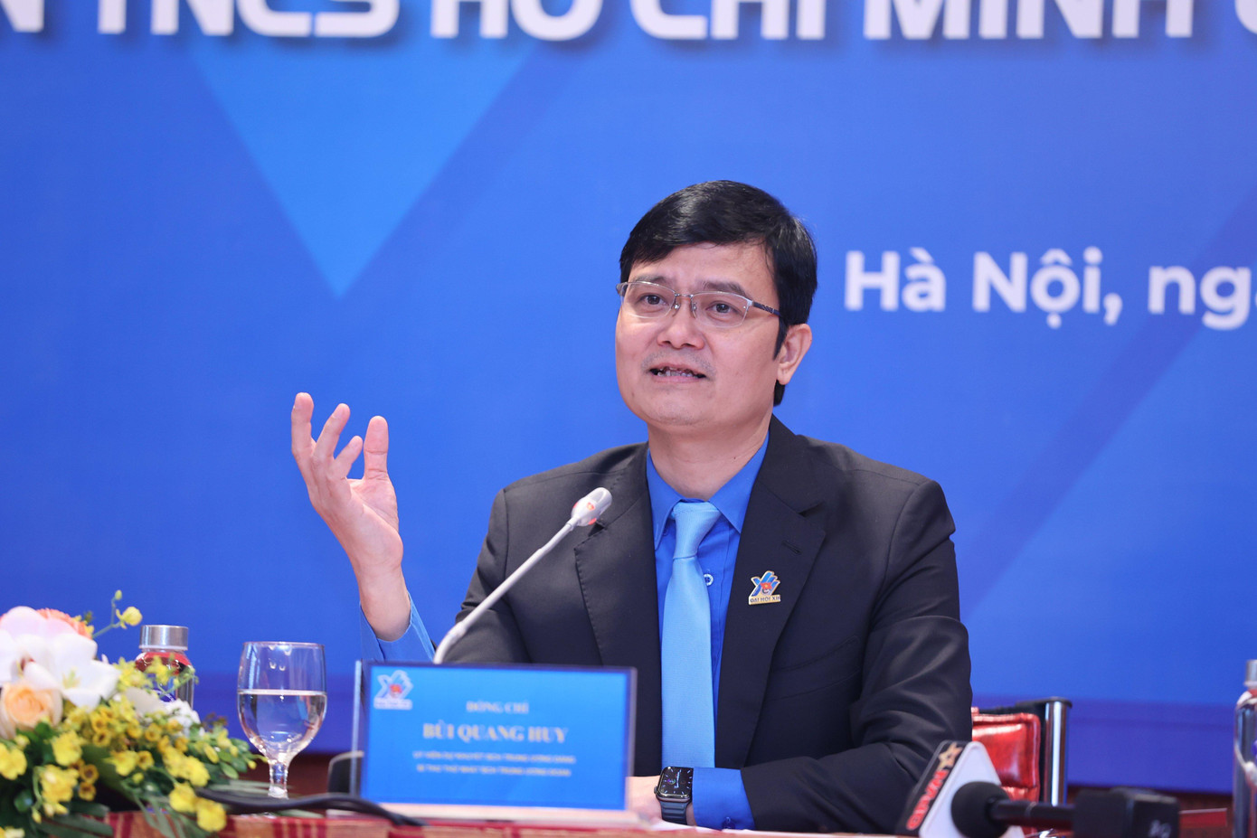Anh Bùi Quang Huy, Bí thư thứ nhất T.Ư Đoàn, chia sẻ thông tin tại buổi họp báo