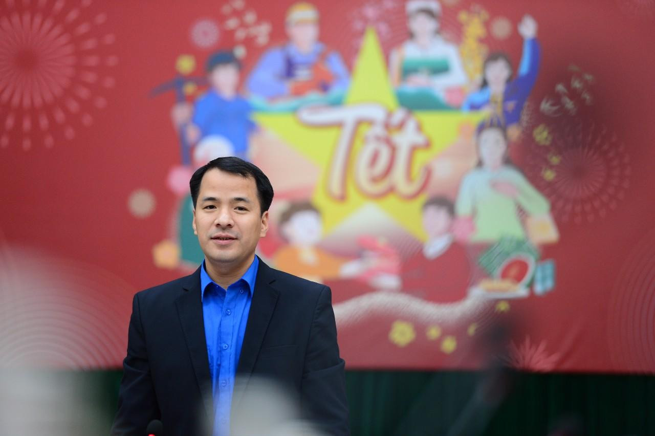 Bí thư T.Ư Đoàn Ngô Văn Cương phát biểu tại họp báo. Ảnh: Dương Triều Bí thư T.Ư Đoàn Ngô Văn Cương phát biểu tại họp báo. Ảnh: Dương Triều