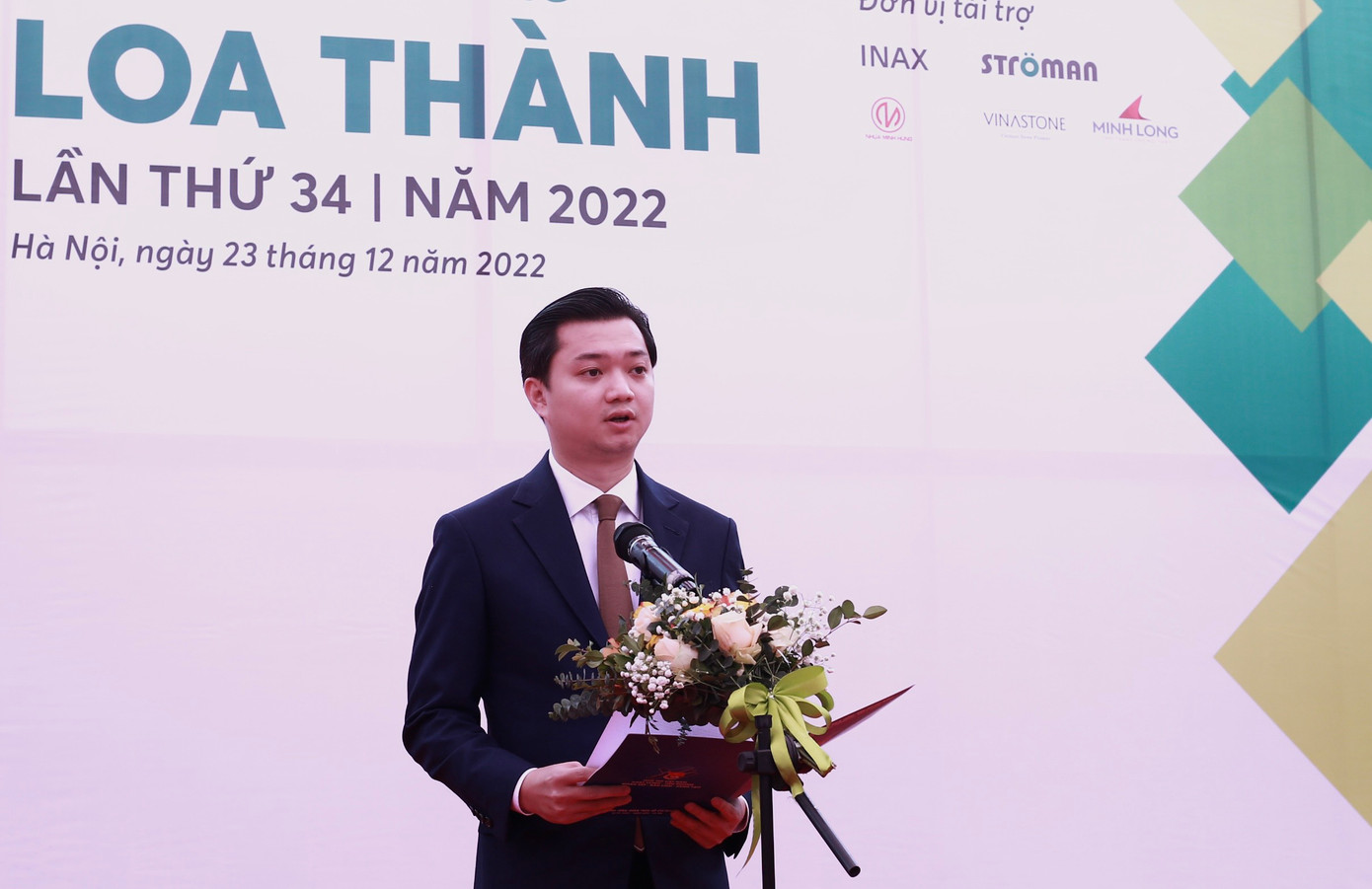 Anh Nguyễn Minh Triết, Bí thư T.Ư Đoàn, Chủ tịch Hội SVVN phát biểu tại lễ trao giải