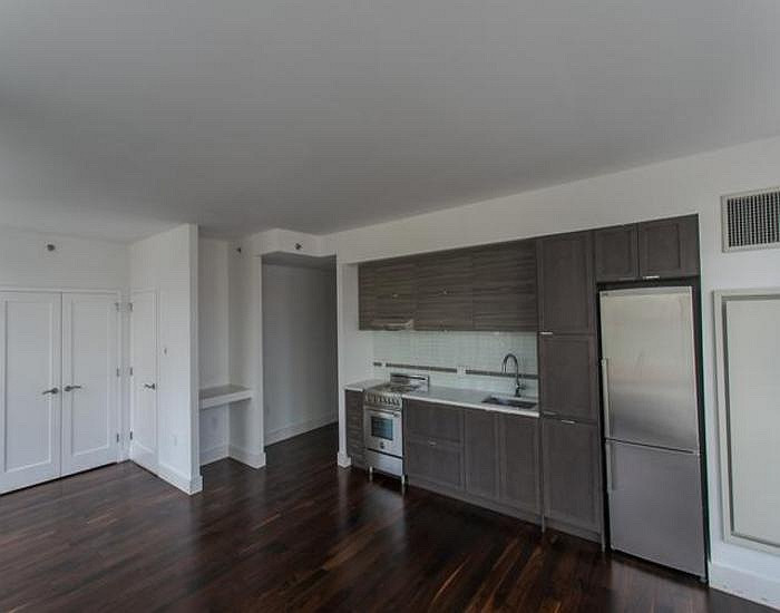 Hiện tại, tòa nhà mới Jupiter 21 đã hoàn thiện và người dân đang háo hức chuyển sang nơi ở mới, sạch sẽ, tiện nghi và đặc biệt nhất là giá rẻ