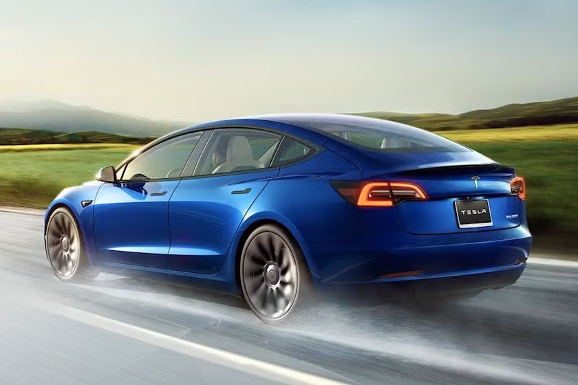 Tesla Model Y. Tesla Model Y.