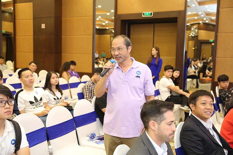 Đang làm ngân hàng Mỹ, quyết định về đăng kí học phi công Vinpearl Air ảnh 1