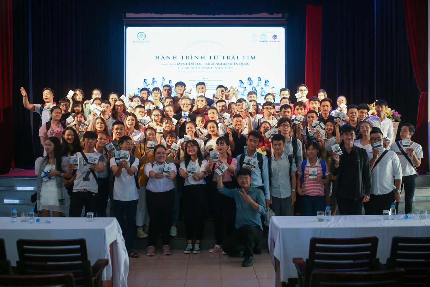 Sách quý đến với học sinh, thanh niên vùng sâu – vùng xa Bình Dương, Bình Phước ảnh 6