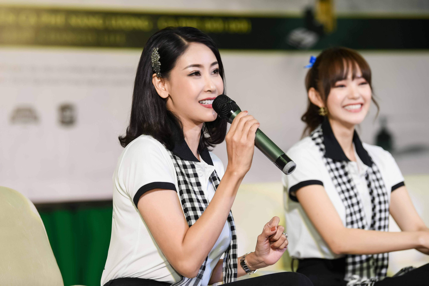 Hoa hậu Hà Kiều Anh: 'Sách quý dạy nghĩ tích cực, sống năng lượng' ảnh 5