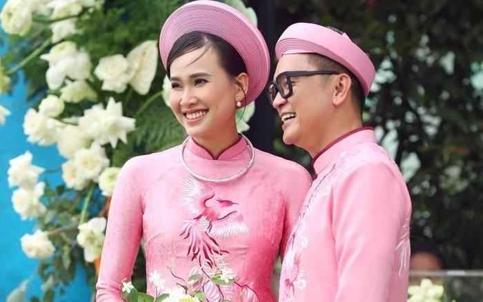 Hoa hậu Dương Mỹ Linh và doanh nhân Bảo Anh trong hôn lễ tại quê nhà.