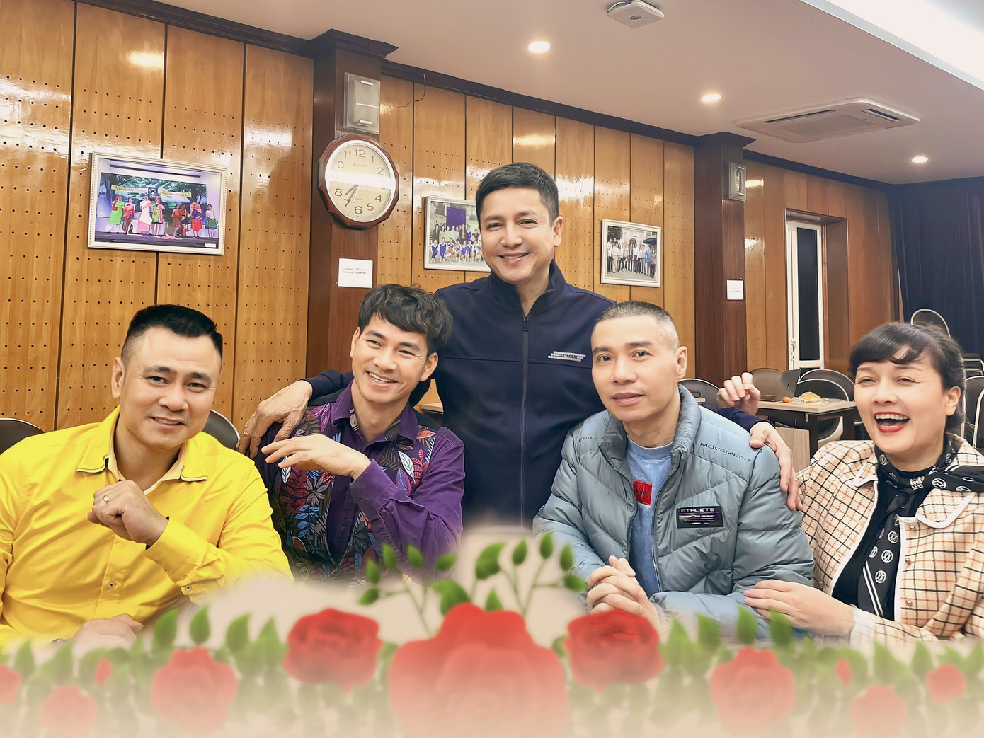 Trước thông tin cho rằng Chí Trung sẽ vào vai Táo phụ trách đất đai, sổ đỏ, nam nghệ sĩ phủ nhận và khẳng định đó chỉ là “tung chiêu hỏa mù”. Trước thông tin cho rằng Chí Trung sẽ vào vai Táo phụ trách đất đai, sổ đỏ, nam nghệ sĩ phủ nhận và khẳng định đó chỉ là “tung chiêu hỏa mù”.