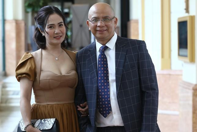 Nguyệt Hằng và Anh Tuấn kết hôn năm 1996 sau 3 năm hẹn hò.