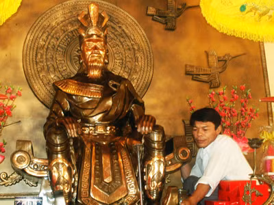 Lau tượng Đức Ông đón Tết