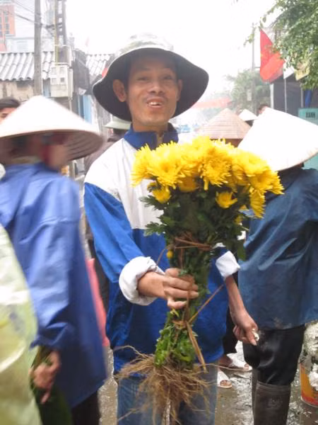 Nụ cười của người nông dân ngày tết