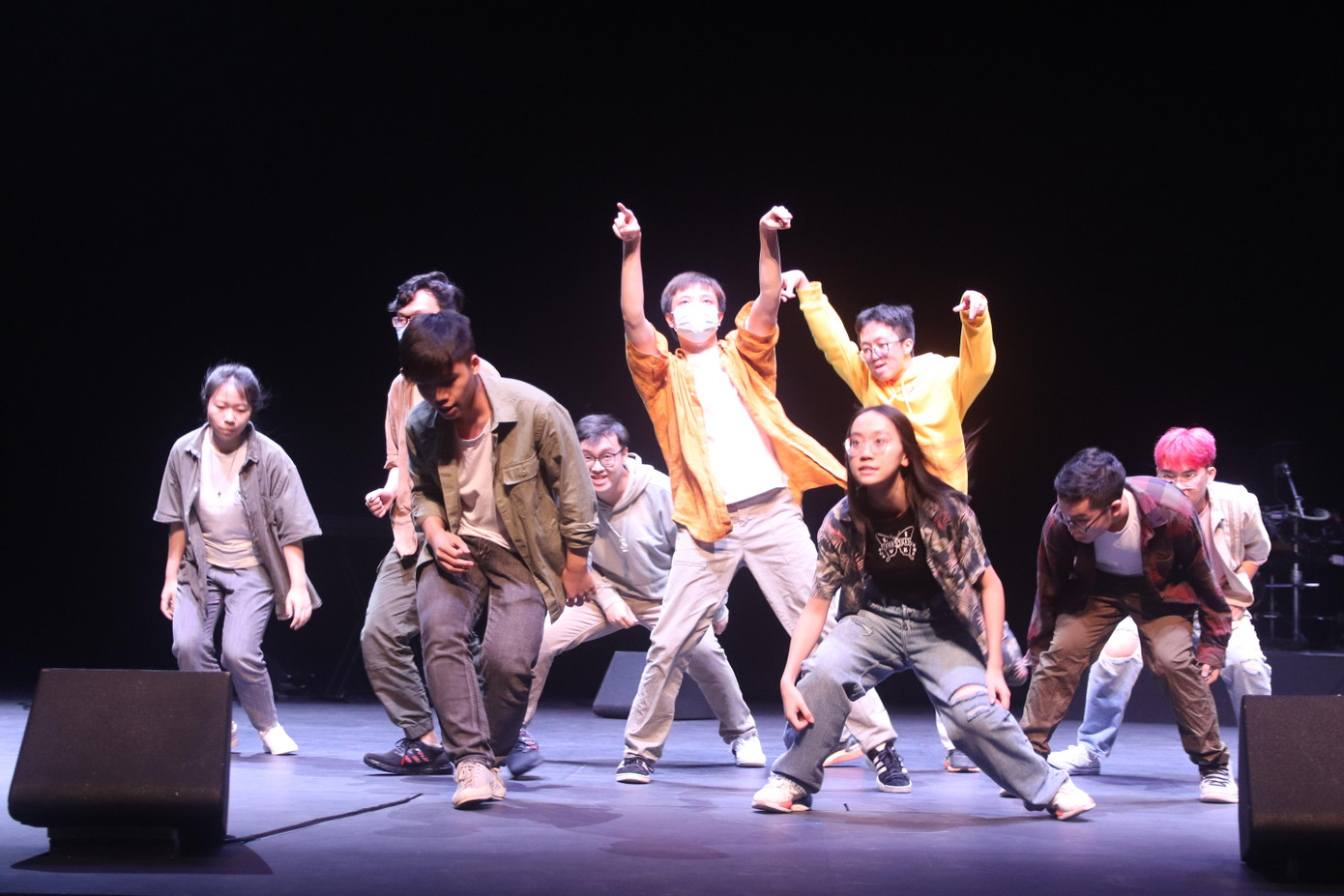 Các tiết mục biểu diễn đặc sắc trong đêm nhạc kịch "Esta Noche - The grey wedding"