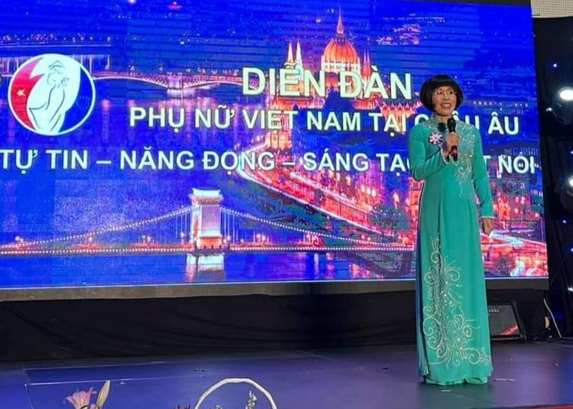 Tiến sỹ Phan Bích Thiện - Chủ tịch Diễn đàn Phụ nữ Việt Nam tại châu Âu phát động cuộc thi.
