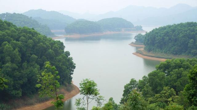 Dự án Khu du lịch nghỉ dưỡng quốc tế 5 sao Hồ Núi Cốc với quy mô gần 19ha tại TP Thái Nguyên được đưa ra đấu giá lựa chọn nhà đầu tư với mức giá khởi điểm chưa đến 100 tỷ đồng. Ảnh minh họa. Dự án Khu du lịch nghỉ dưỡng quốc tế 5 sao Hồ Núi Cốc với quy mô gần 19ha tại TP Thái Nguyên được đưa ra đấu giá lựa chọn nhà đầu tư với mức giá khởi điểm chưa đến 100 tỷ đồng. Ảnh minh họa.