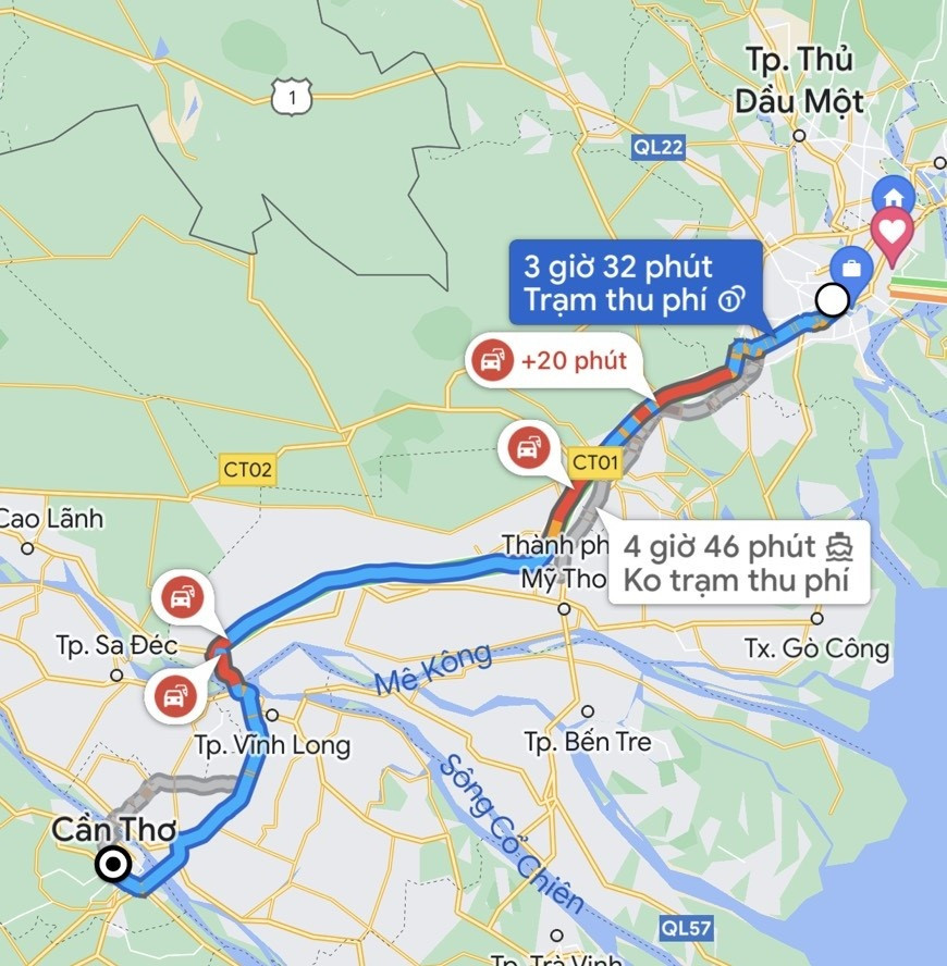 Google Maps báo hàng chục điểm ùn ứ trên tuyến giao thông huyết mạch từ TP.HCM về các tỉnh lân cận. Ảnh: Xuân Sang.
