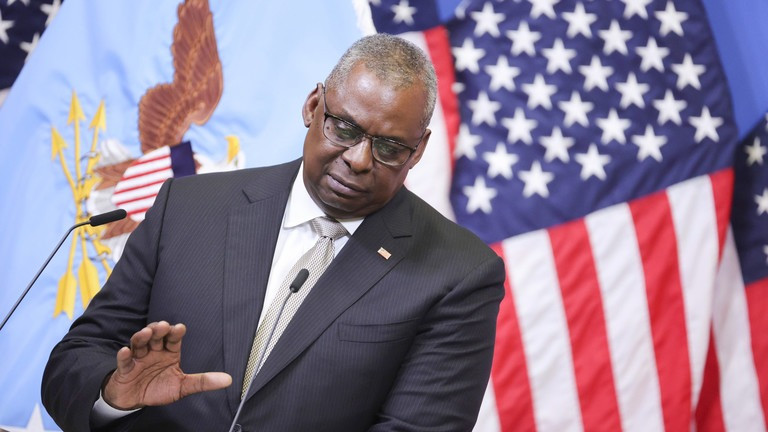 Bộ trưởng Quốc phòng Mỹ Lloyd Austin. Ảnh: AP Bộ trưởng Quốc phòng Mỹ Lloyd Austin. Ảnh: AP