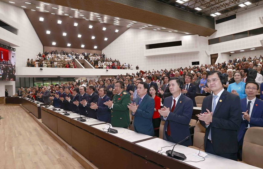 Đại biểu Việt Nam dự phiên họp. (Ảnh: Doãn Tấn/TTXVN) Đại biểu Việt Nam dự phiên họp. (Ảnh: Doãn Tấn/TTXVN)