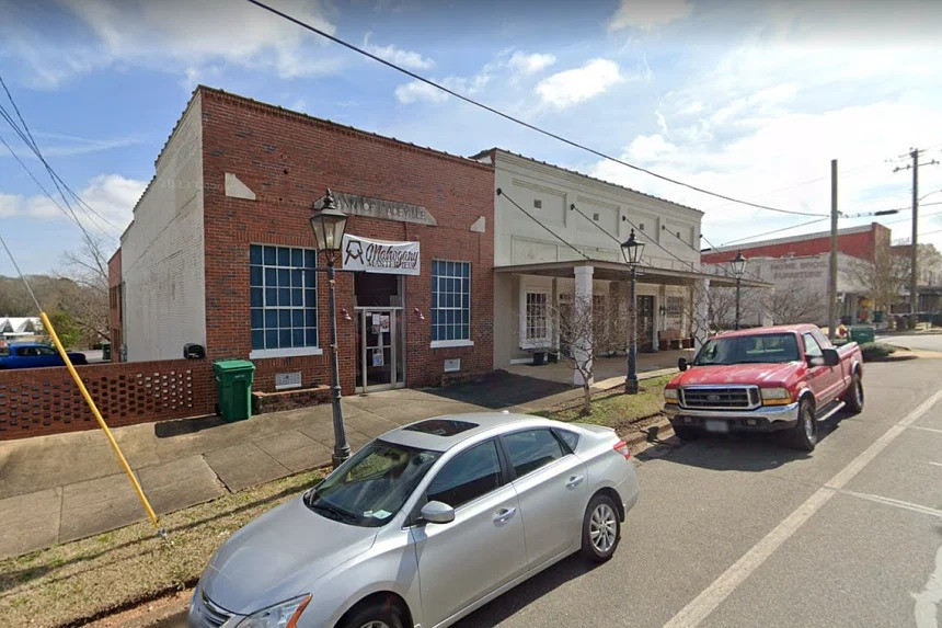 Vụ tấn công xảy ra tại một phòng tập nhảy ở Dadeville. Ảnh: Google Maps Vụ tấn công xảy ra tại một phòng tập nhảy ở Dadeville. Ảnh: Google Maps