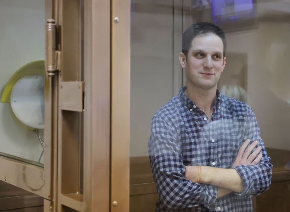 Phóng viên Gershkovich xuất hiện tại tòa ngày 18/4. Ảnh: Reuters Phóng viên Gershkovich xuất hiện tại tòa ngày 18/4. Ảnh: Reuters