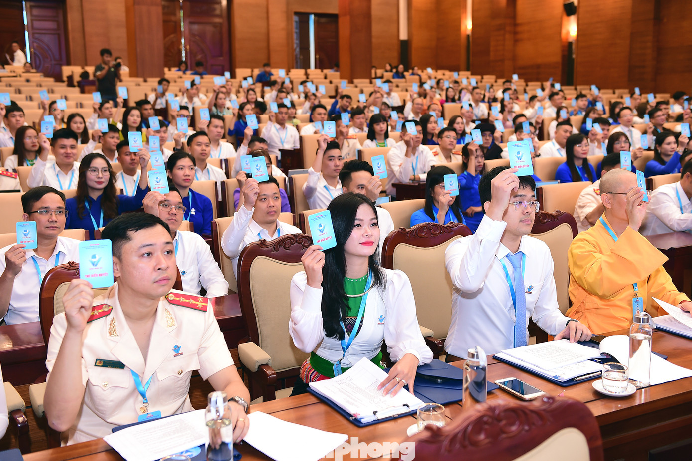 Đại biểu tiến hành hiệp thương thông qua nội dung chương trình Đại hội. Ảnh: Xuân Tùng Đại biểu tiến hành hiệp thương thông qua nội dung chương trình Đại hội. Ảnh: Xuân Tùng