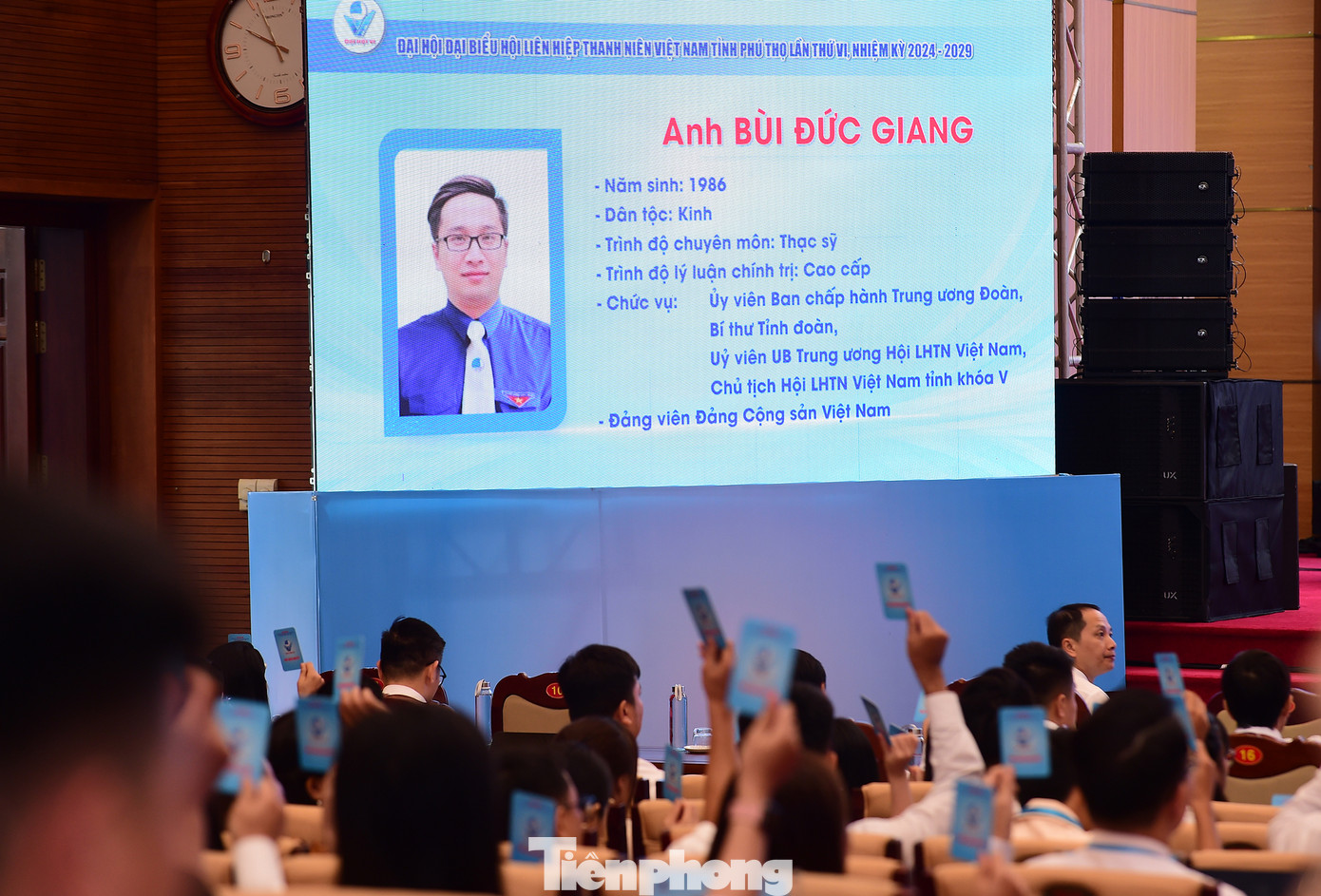 Anh Bùi Đức Giang được tín nhiệm tái cử làm Chủ tịch Hội LHTN Việt Nam tỉnh Phú Thọ khoá VI. Ảnh: Xuân Tùng Anh Bùi Đức Giang được tín nhiệm tái cử làm Chủ tịch Hội LHTN Việt Nam tỉnh Phú Thọ khoá VI. Ảnh: Xuân Tùng