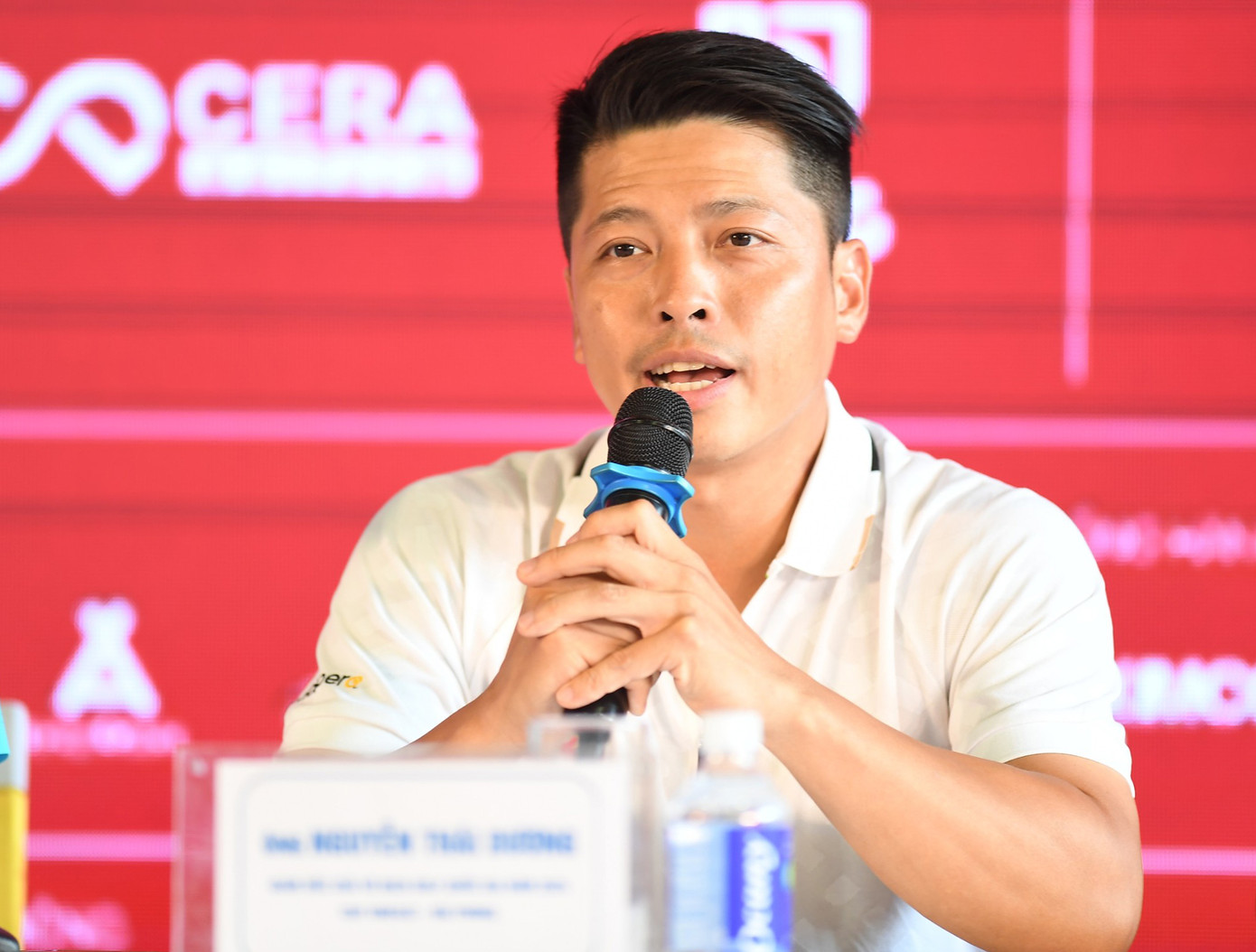 Ông Nguyễn Thái Dương chia sẻ tại buổi gặp mặt báo chí. Ông Nguyễn Thái Dương chia sẻ tại buổi gặp mặt báo chí.