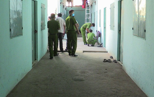 Truy bắt kẻ giết bạn tại phòng trọ ảnh 1