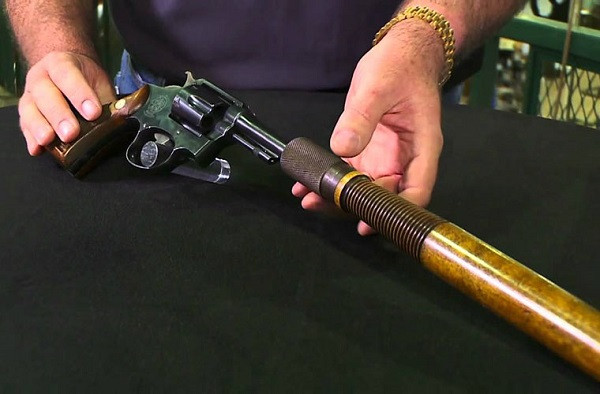 Nhóm thanh niên chế tạo, rao bán súng đạn trên mạng ảnh 1