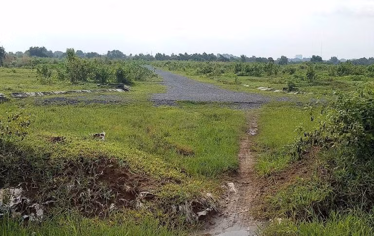 Chủ đầu tư 'siêu dự án' hết xin, lại hứa, rồi bỏ hoang ảnh 5