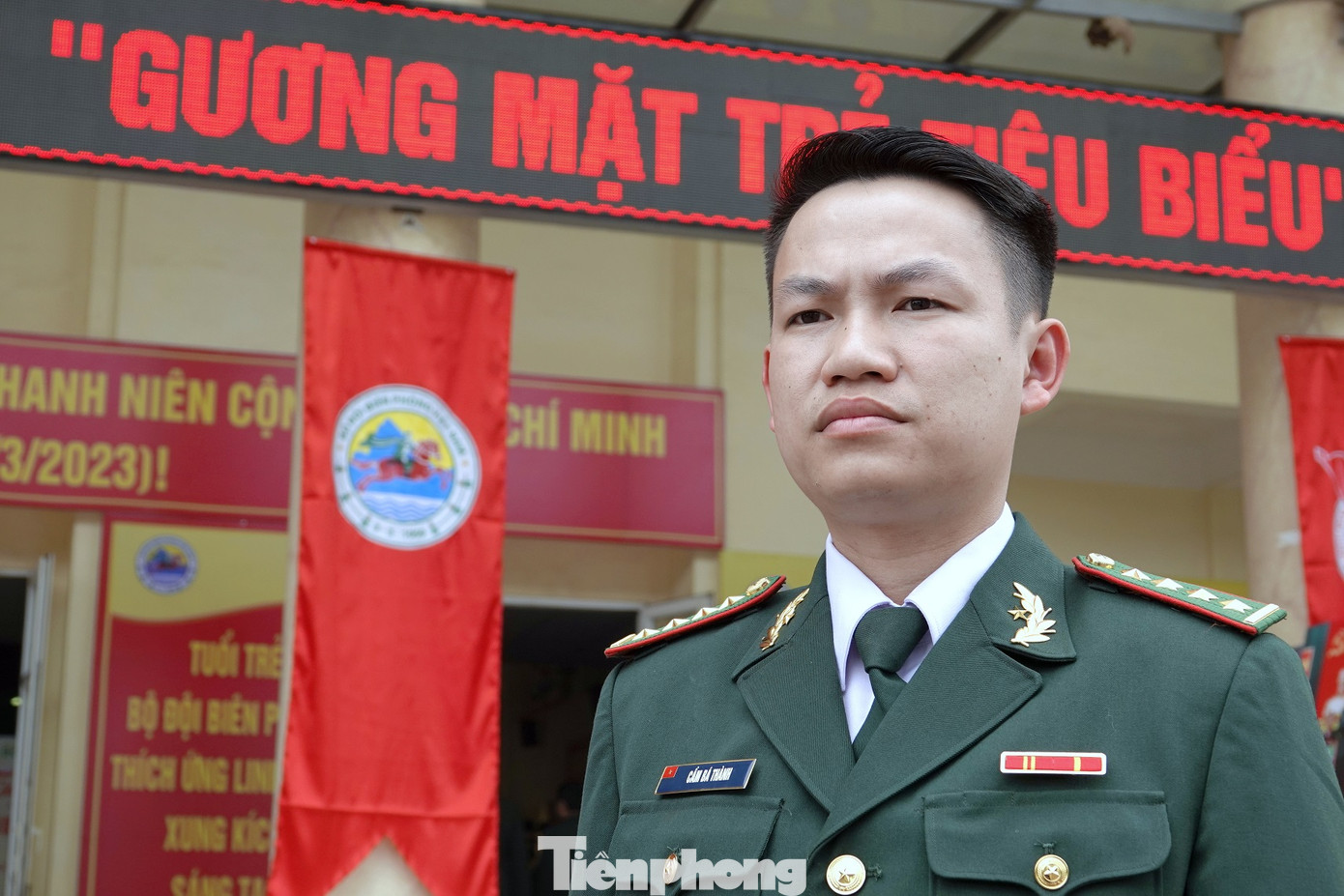 Đại úy Cầm Bá Thành Đại úy Cầm Bá Thành