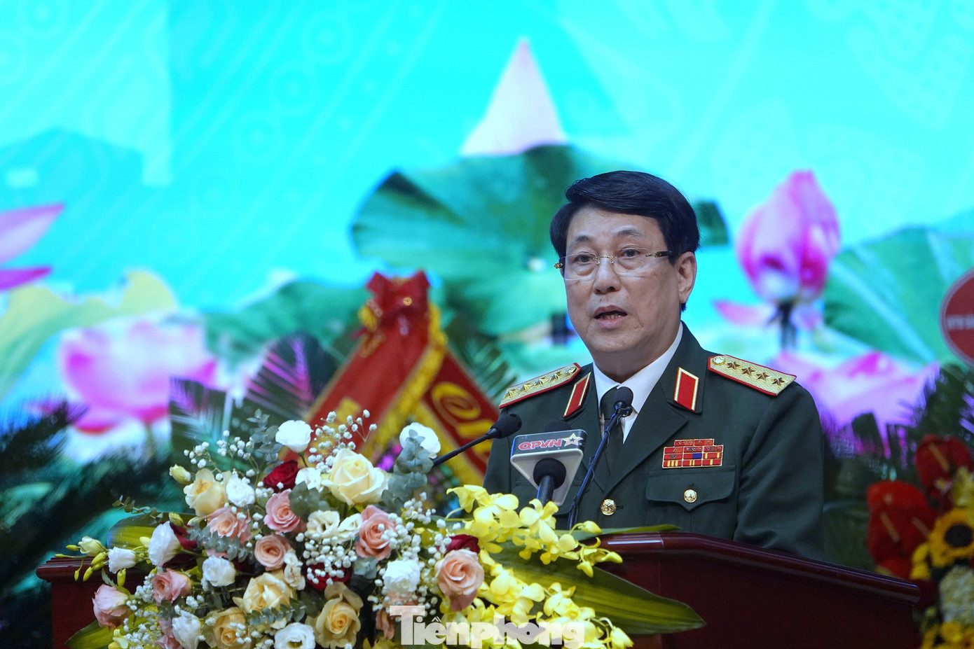 Đại tướng Lương Cường - Chủ nhiệm Tổng cục Chính trị Quân đội nhân dân Việt Nam, phát biểu khai mạc ĐH. Đại tướng Lương Cường - Chủ nhiệm Tổng cục Chính trị Quân đội nhân dân Việt Nam, phát biểu khai mạc ĐH.