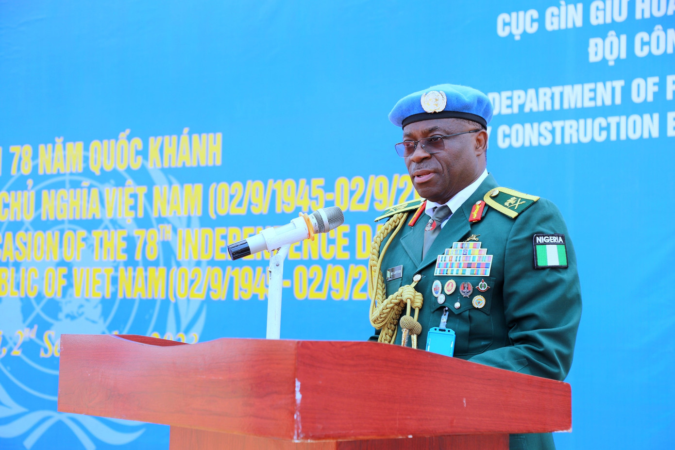 Thiếu tướng Benjamin Olufemi Sawyerr - Tư lệnh Phái bộ UNISFA, phát biểu chúc mừng kỷ niệm 78 năm Ngày Quốc khánh Việt Nam. Thiếu tướng Benjamin Olufemi Sawyerr - Tư lệnh Phái bộ UNISFA, phát biểu chúc mừng kỷ niệm 78 năm Ngày Quốc khánh Việt Nam.