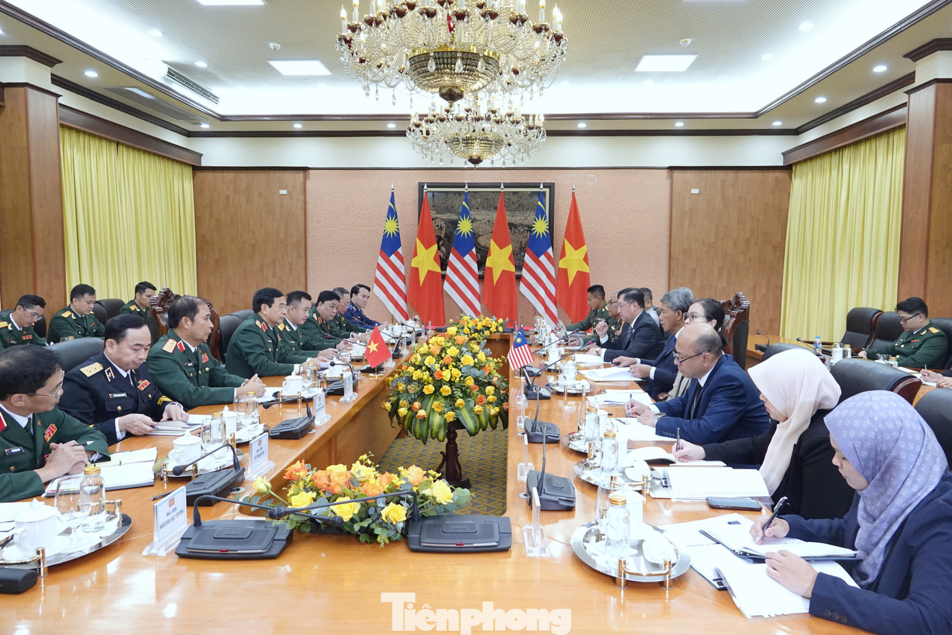 Chuyến thăm chính thức Việt Nam của đoàn đại biểu cấp cao Bộ Quốc phòng Malaysia theo lời mời của Bộ trưởng Quốc phòng Phan Văn Giang diễn ra từ ngày 3/12 đến 5/12/2023.