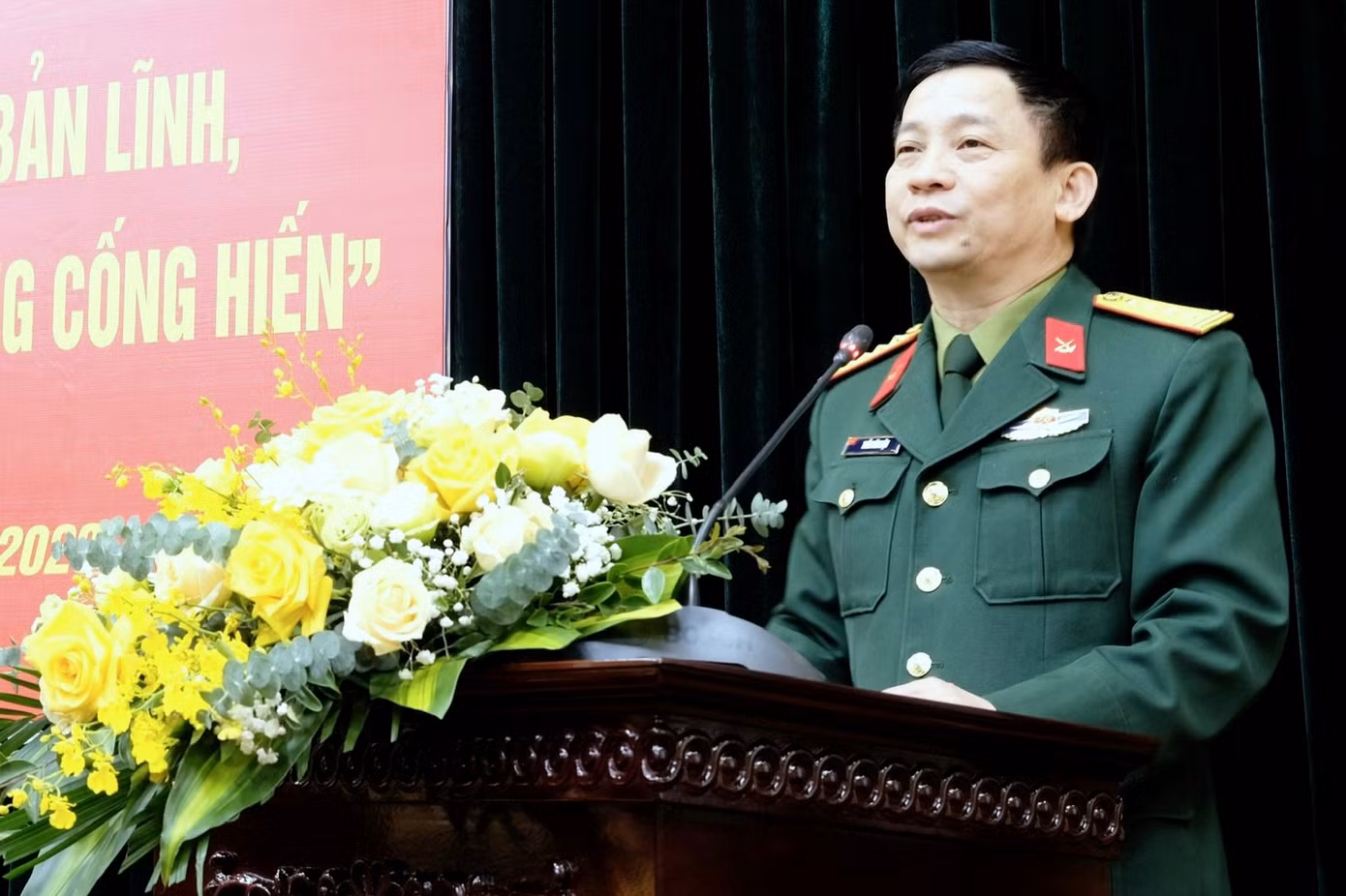 Đại tá Trần Văn Liệu - Bí thư Đảng ủy, Chính ủy Cục Vận tải phát biểu kết luận tọa đàm.