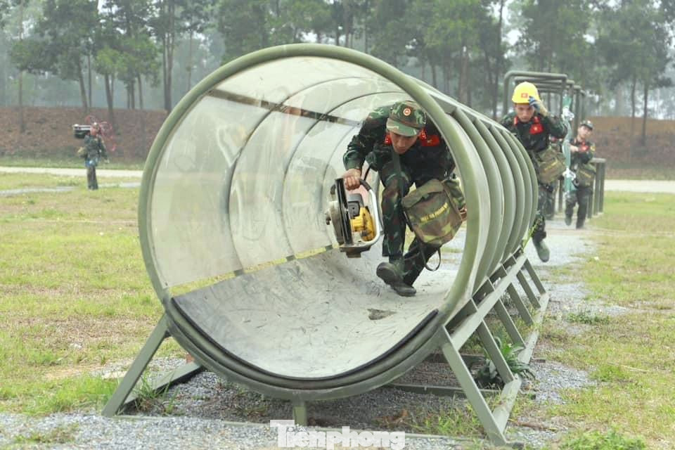 Luyện tập một nội dung thi đấu của hội thao.