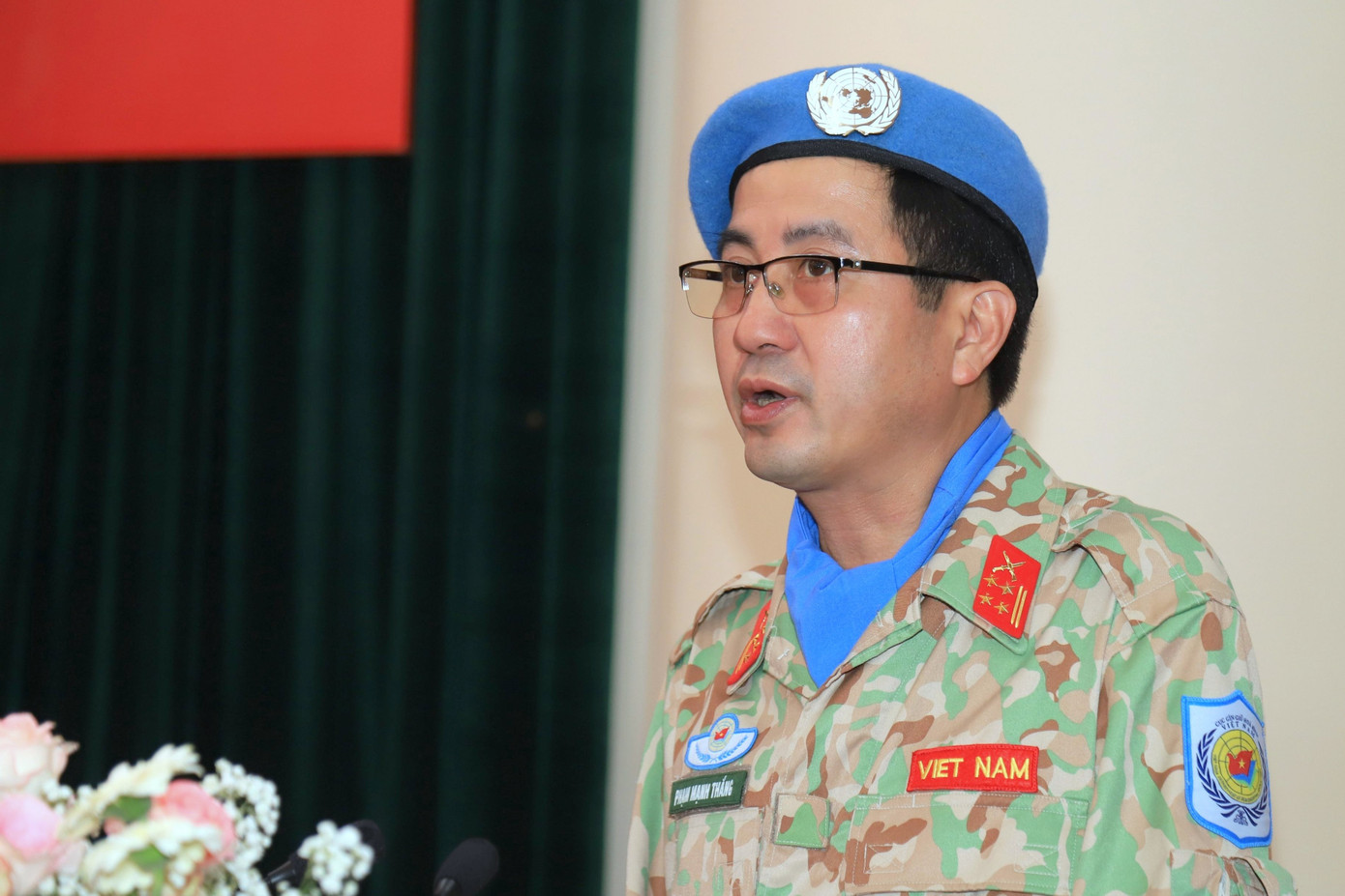 Đại tá Phạm Mạnh Thắng - Cục trưởng Cục GGHB Việt Nam, phát biểu tại hội nghị.