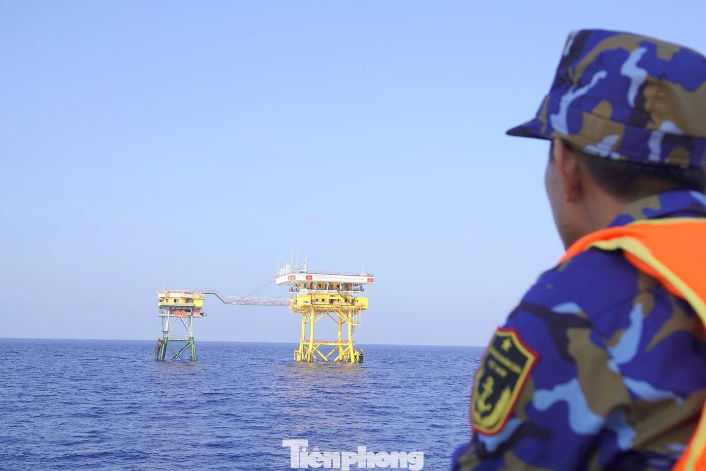 Nhà giàn DK1/16 Phúc Tần.