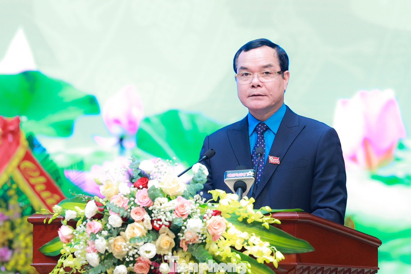 Chủ tịch Tổng Liên đoàn Lao động Việt Nam Nguyễn Đình Khang, phát biểu tại ĐH. Chủ tịch Tổng Liên đoàn Lao động Việt Nam Nguyễn Đình Khang, phát biểu tại ĐH.