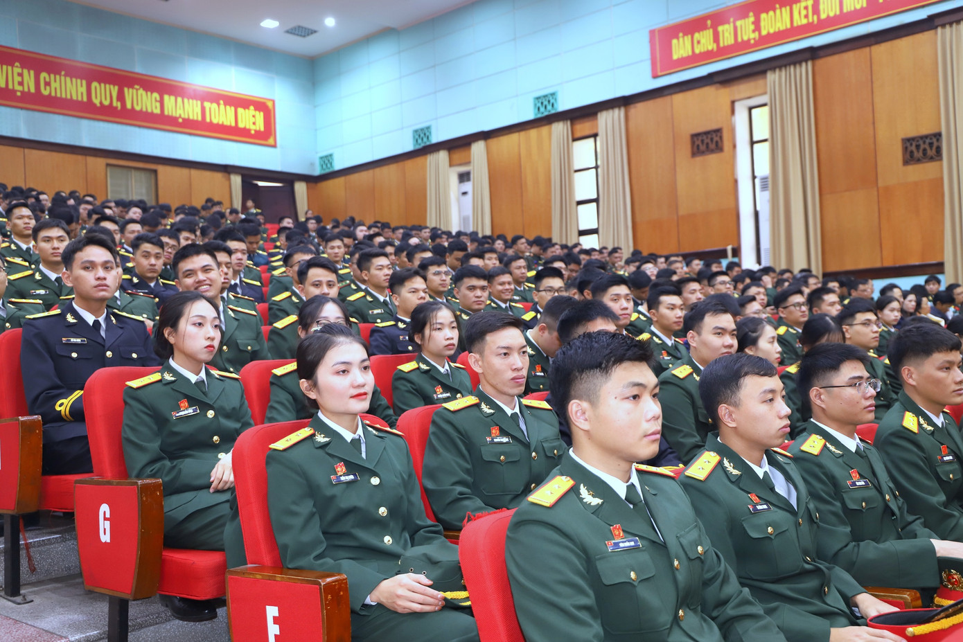 Quá trình học tập, rèn luyện, 100% học viên Khóa 54 đã được kết nạp Đảng.