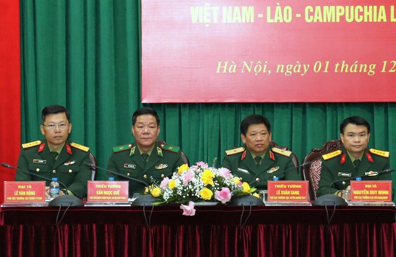 Cùng dự buổi gặp mặt báo chí có Thiếu tướng Văn Ngọc Quế - Phó Chủ nhiệm Chính trị Bộ đội Biên phòng; Đại tá Nguyễn Duy Minh - Phó Cục trưởng Cục Đối ngoại, Bộ Quốc phòng; Đại tá Lê Văn Đông - Phó Cục trưởng Cục Quân y, Tổng cục Hậu cần. Cùng dự buổi gặp mặt báo chí có Thiếu tướng Văn Ngọc Quế - Phó Chủ nhiệm Chính trị Bộ đội Biên phòng; Đại tá Nguyễn Duy Minh - Phó Cục trưởng Cục Đối ngoại, Bộ Quốc phòng; Đại tá Lê Văn Đông - Phó Cục trưởng Cục Quân y, Tổng cục Hậu cần.