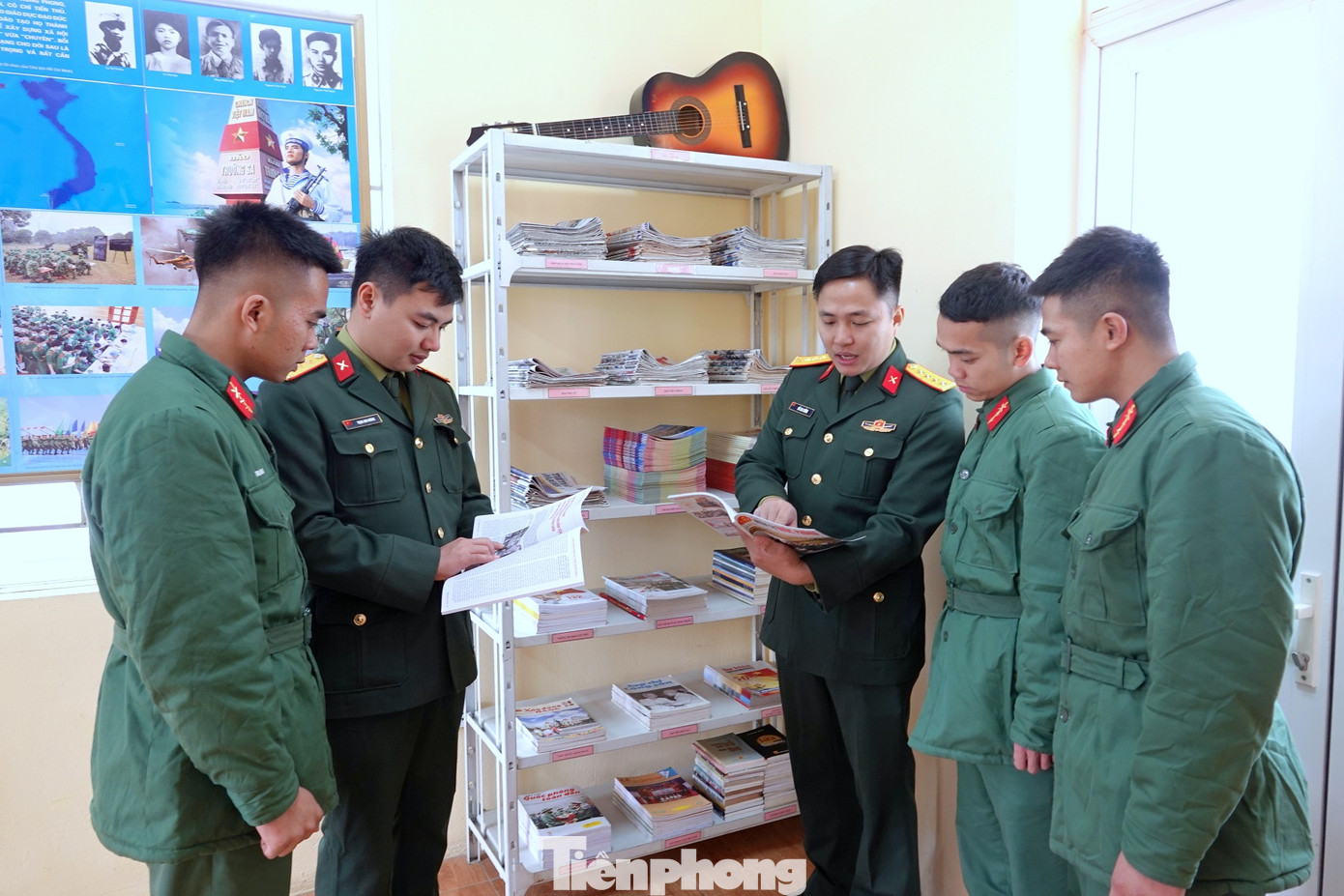 Cán bộ, ĐVTN Tiểu đoàn 2, Lữ đoàn 45 thường xuyên tổ chức các hoạt động hiệu quả về PBGDPL Cán bộ, ĐVTN Tiểu đoàn 2, Lữ đoàn 45 thường xuyên tổ chức các hoạt động hiệu quả về PBGDPL